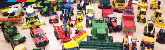 Bruder Toys Everywhere. Tractors, Harvesters, Truck, Cars, Accessories, Trailers